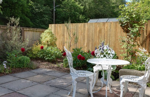 Lydney Casa | Lilac Cottage