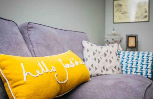 Canford Cliffs Casa | Lilliput Hideaway 5 mins from Sandbanks Beach