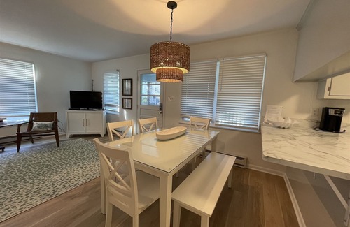 Hatteras Cabaña | ¡Lilly's Pad es una Classic Beach Box en Hatteras ubicada a una vuelta de la playa!
