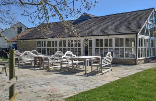 Nassington Casa | Lily Pad 2 - Uk43901