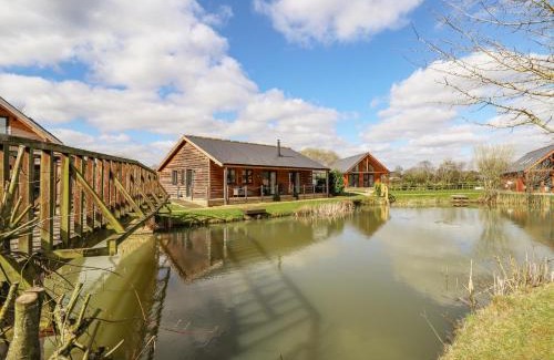 Aubourn Casa | Lily-pad Lodge