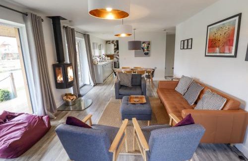 Aubourn Casa | Lily-pad Lodge