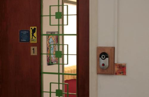 Limassol Hostal | Lima Sol House