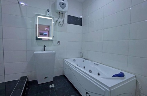 Igwuruta Hotel | Limburg Hotel