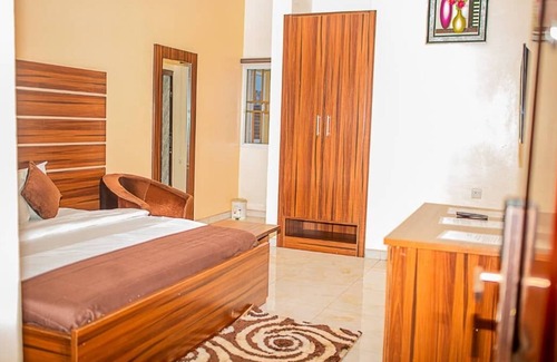 Igwuruta Hotel | Limburg Hotel