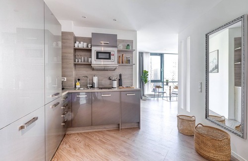 New Town Apartamento | Limehome Köln Friesenplatz
