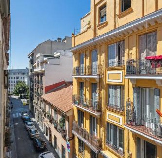 Barrio de La Latina Apartamento | Limehome Madrid Calle de la Paloma