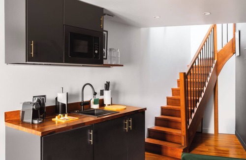 Quartier des Grandes-Carrieres Hotel | Limehome Paris Montmartre
