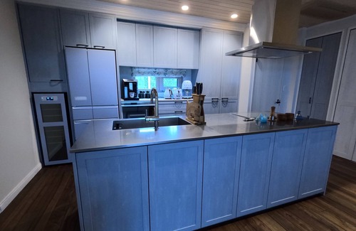 Iimori Villa | Limestone villa, Onsen -man-made- with Green View