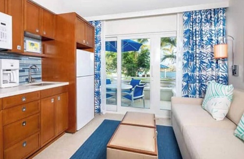 Estate Frenchman Bay Complejo | Limetree Resort Studio w/POOL & HOT TUB