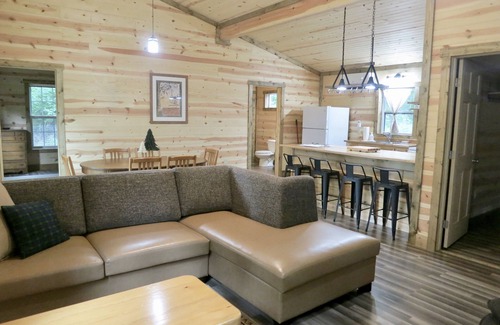 Nelsonville Cabina | ¡¡NUEVA CONSTRUCCIÓN!! Lincolnwood Cabin - Vistas desde la cima - Senderos en la propiedad