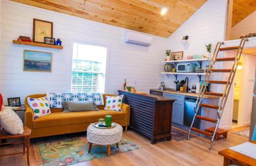 Lincolnville Casa | Lincolville's First Schoolhouse!