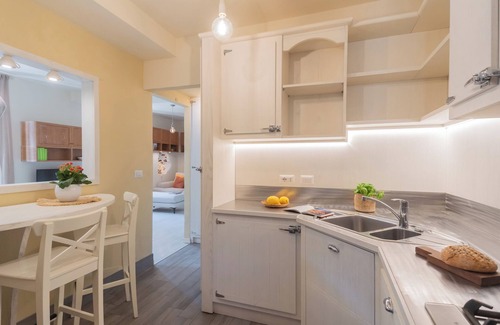 Como City Centre Apartamento | Linda Apartments by Rent all Como