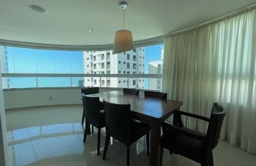 Pioneiros Apartamento | Linda Vista, Um apartamento por andar, 3 Suítes, 2 Garagens