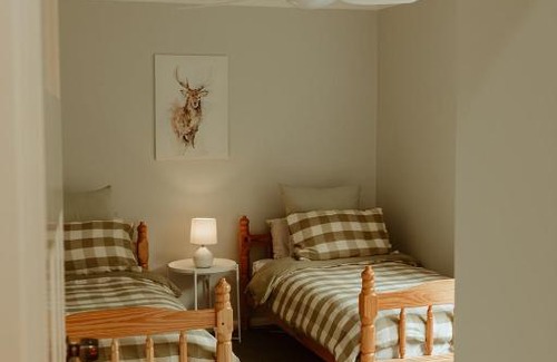 Cunningar Casa | Linden Cottage Farm Stay