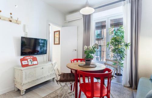 Barrio de las Letras Apartamento | Lindo en Madrid