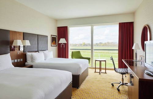 Lingfield Hotel | Lingfield Park Marriott Hotel & Country Club