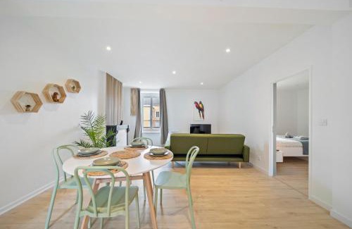 Chalon-sur-Saone Apartamento | Lion King Appart 65 m2 tout inclus, rénové, Calme, parking facile