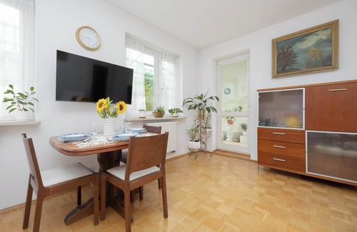 Bielany Apartamento | Literacka 13A Warsaw | Bright Stylish Apartment Parking & Balcony