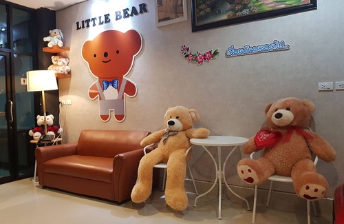 Hat Yai Casa | Little Bear Guesthouse and Restaurant
