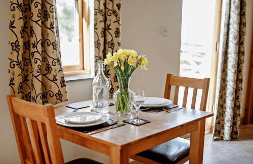 Helston Casa | Little Bojorrow