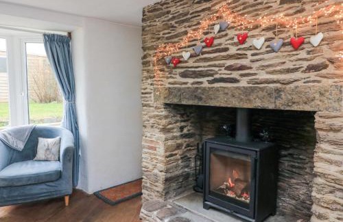 Saint Anns Chapel Casa | Little Coombe