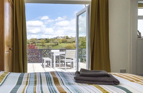 Wiseman's Bridge Cabaña | Little Hill - 3 Bedroom Bungalow - Wisemans Bridge