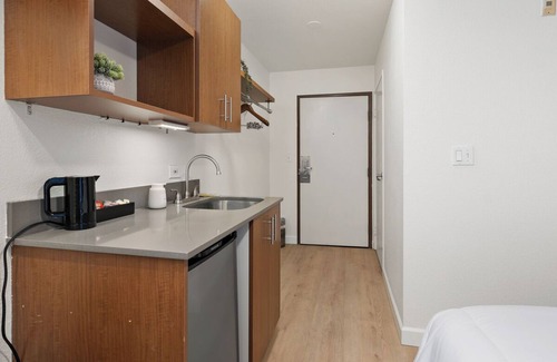 Little Italy Apartamento | Little Italy Inn - Limited Service Apart Hotel
