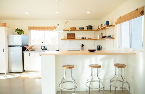 Joshua Tree Cabina | Little Joshua Tree - Plunge Pool, Sauna, Spa, Stargazing- Desert Oasis