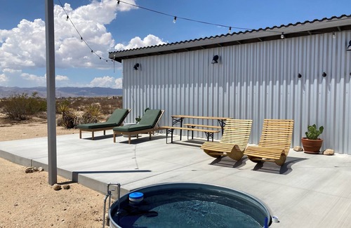 Joshua Tree Cabina | Little Joshua Tree - Plunge Pool, Sauna, Spa, Stargazing- Desert Oasis