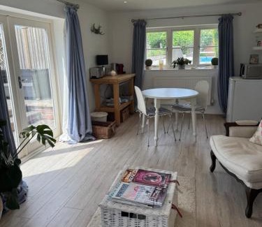 Marlborough Cama Y Desayuno | Little Owl Barn