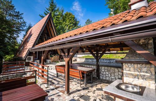 Lic Chalet De Esquí | Little paradise house