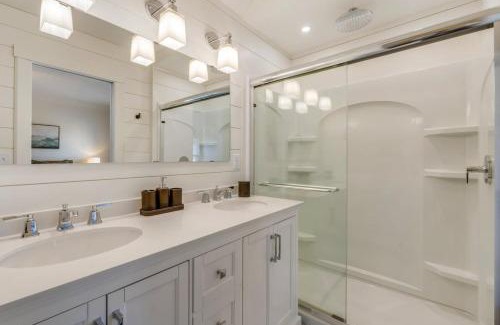 Cedarburg Casa | Little Red House