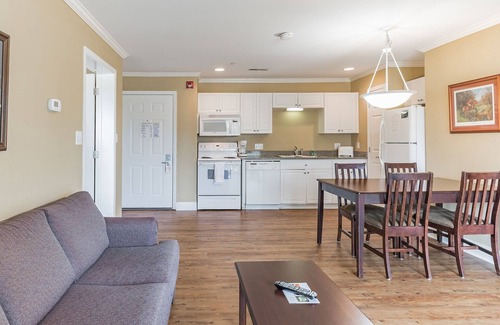 Carthage Condominio | Little River Resort Condos Nestled in the Sandhills of North Carolina by RedAwning