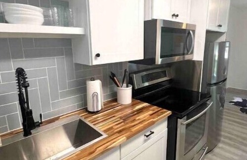 Columbia Casa | Little White Cottage