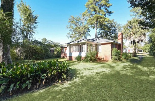 Garden City Casa | Little Z's, 3BR Home Very Close to SAV Port+Pets