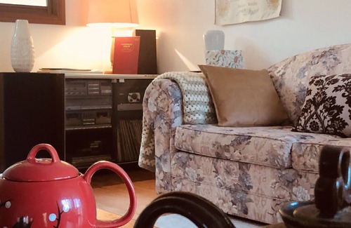 Gunderman Casa | Litttle House en la colina - Vistas al río Hawkesbiry - Con vista al Parque Nacional.