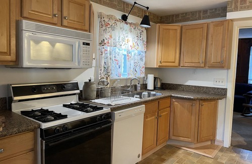 Cleveland Casa | Live by the Lake