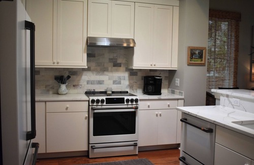 Bluffton Cabaña | Live Oaks Cottage - Golf Course Views & Lowcountry Charm in Bluffton, SC