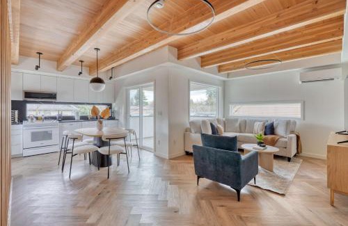 Alberta Arts District Casa | Lively Alberta Arts Townhome