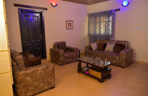 Benin City Apartamento | Living Green APARTMENTS AIRPORT PICK UP