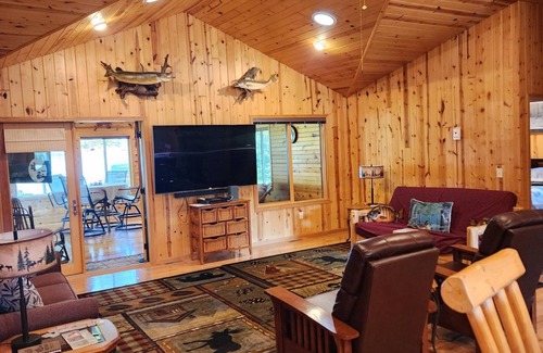 Cass Lake Casa | Living On Leech Lake | 3 Bedroom Spacious Home