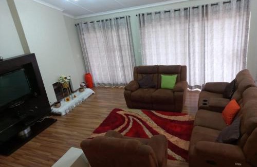 Umtata Casa | Liyoli Guesthouse