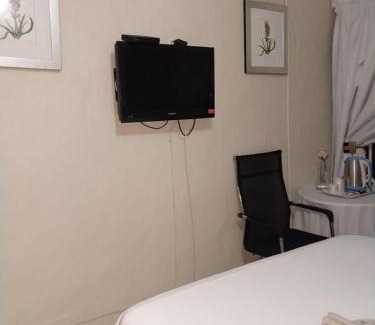 Umtata Casa | Liyoli Guesthouse