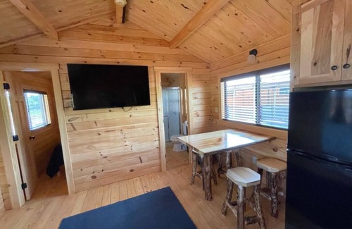 Scottsboro Cabina | LIZARD CABIN