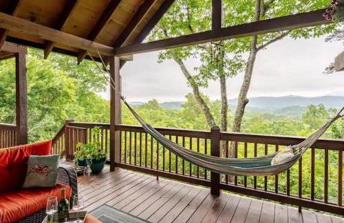 Foxfire Estates Casa | Lizard Lookout Cabin, Pets Welcome!