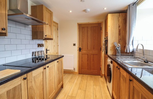 Llanwddyn Cabaña | Llety Dewi