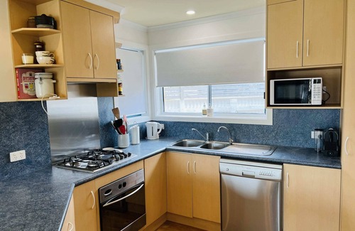 Waterhouse Casa | Lo Quay - Pet Friendly Outside