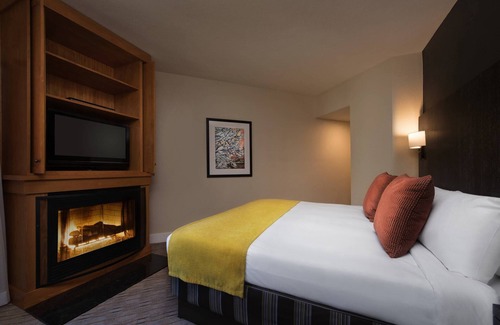 Lakeside Park Complejo | Located in Heavenly Village, nearby restaurants and shopping, ski lift outside !