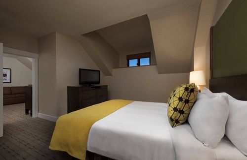 Lakeside Park Complejo | Located in Heavenly Village, nearby restaurants and shopping, ski lift outside !